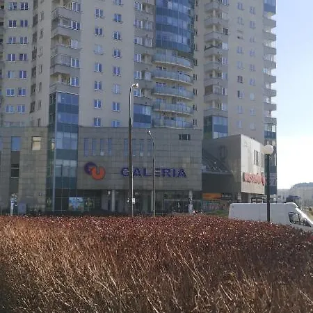Gallery Metro Natolin Διαμέρισμα *