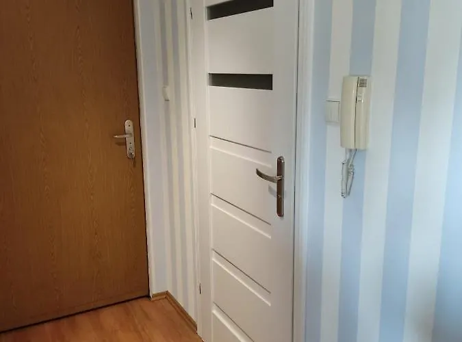 Gallery Metro Natolin Varsovie