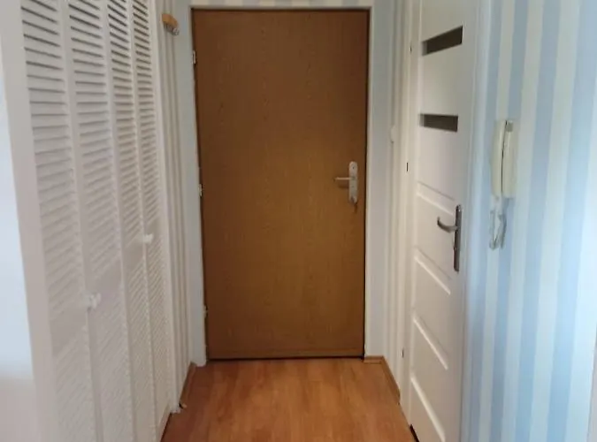 شقة Gallery Metro Natolin