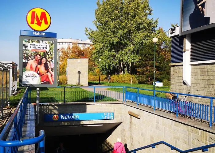 Gallery Metro Natolin شقة